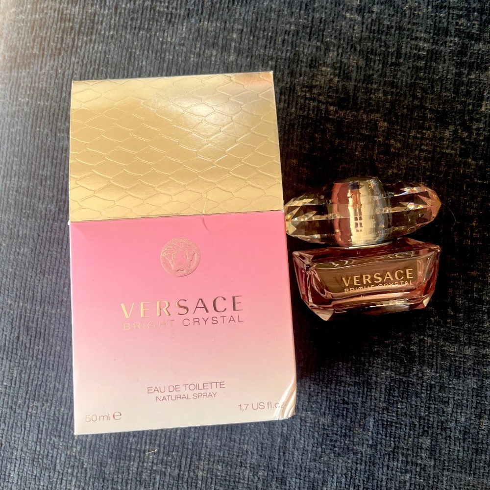 Versace Bright Crystal Perfume